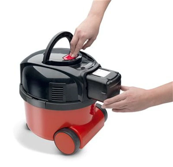 5601